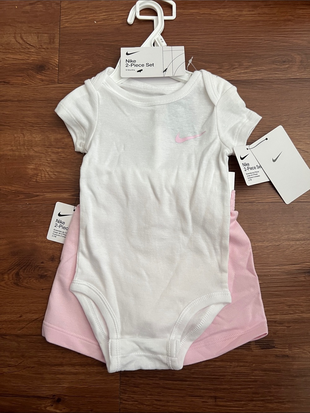 Nike White & Light Pink Baby 2-Piece Set